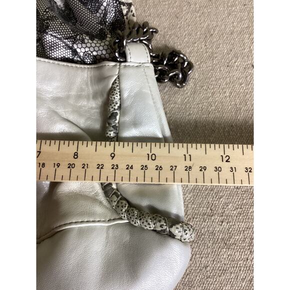 Betsey Johnson Women Handbag  Cream  EUC Hobo  Gunmetal top  Bauble detail - Picture 7 of 11